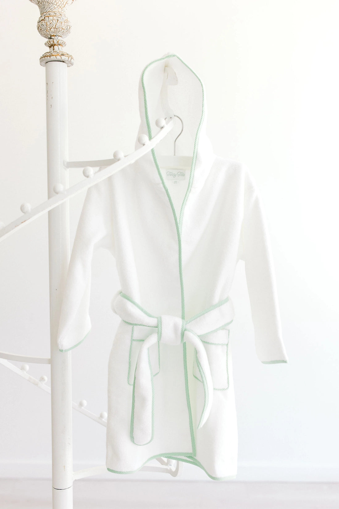 Bathrobe | White Terry with Hood & Colored Trim